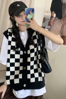 Y2K Grunge Checkerboard Knitted Sweater - Retro 90s Fashion, Gothic Y2K, Pastel Goth Style