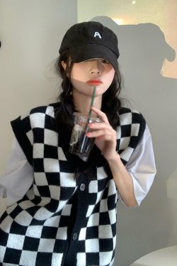 Y2K Grunge Checkerboard Knitted Sweater - Retro 90s Fashion, Gothic Y2K, Pastel Goth Style