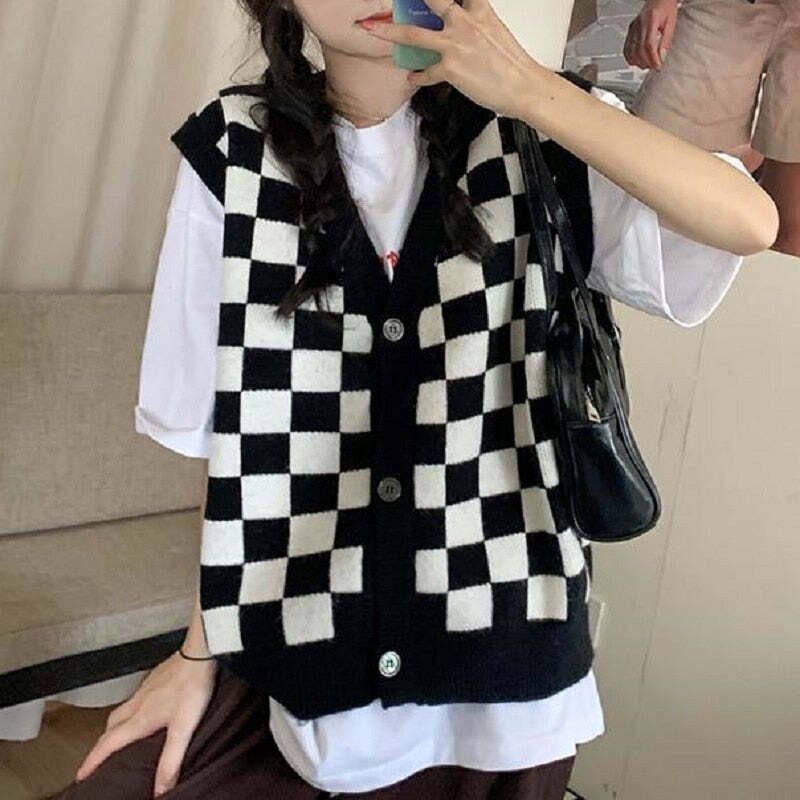 Y2K Grunge Checkerboard Knitted Sweater - Retro 90s Fashion, Gothic Y2K, Pastel Goth Style