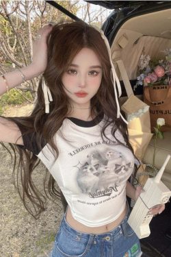 Y2K Grunge Cute Cat Baseball T-Shirt - Retro 90s Summer Outfit, Pastel Goth, Y2K Fashion