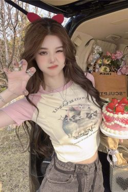 Y2K Grunge Cute Cat Baseball T-Shirt - Retro 90s Summer Outfit, Pastel Goth, Y2K Fashion