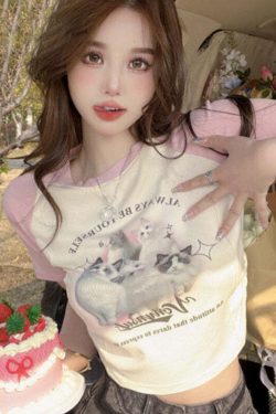 Y2K Grunge Cute Cat Baseball T-Shirt - Retro 90s Summer Outfit, Pastel Goth, Y2K Fashion