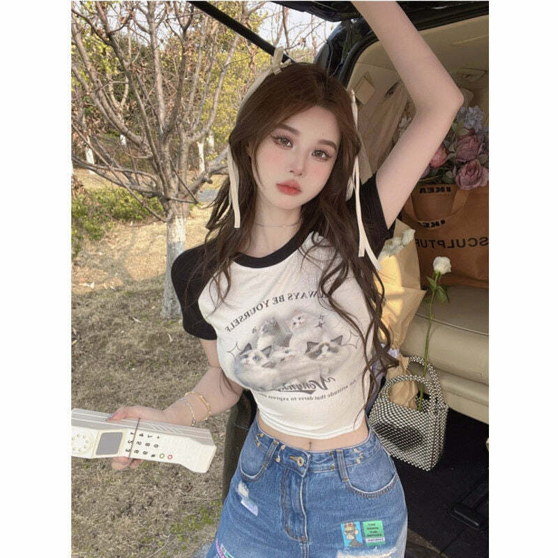 Y2K Grunge Cute Cat Baseball T-Shirt - Retro 90s Summer Outfit, Pastel Goth, Y2K Fashion