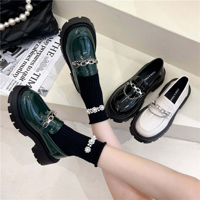 Y2K Grunge Dark Academia Loafers with Metal Chain - Retro 90s Fashion & Summer Outfits