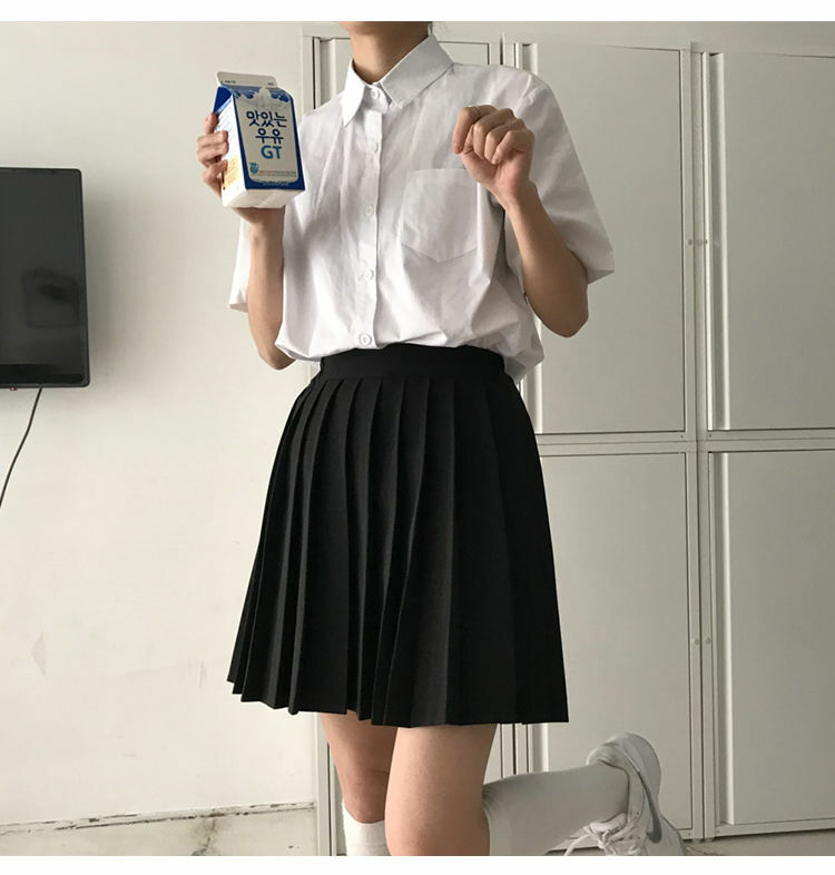 Y2K Grunge Dark Academia Schoolgirl Pleated Skirt - 90s Retro Black Skirt Outfit