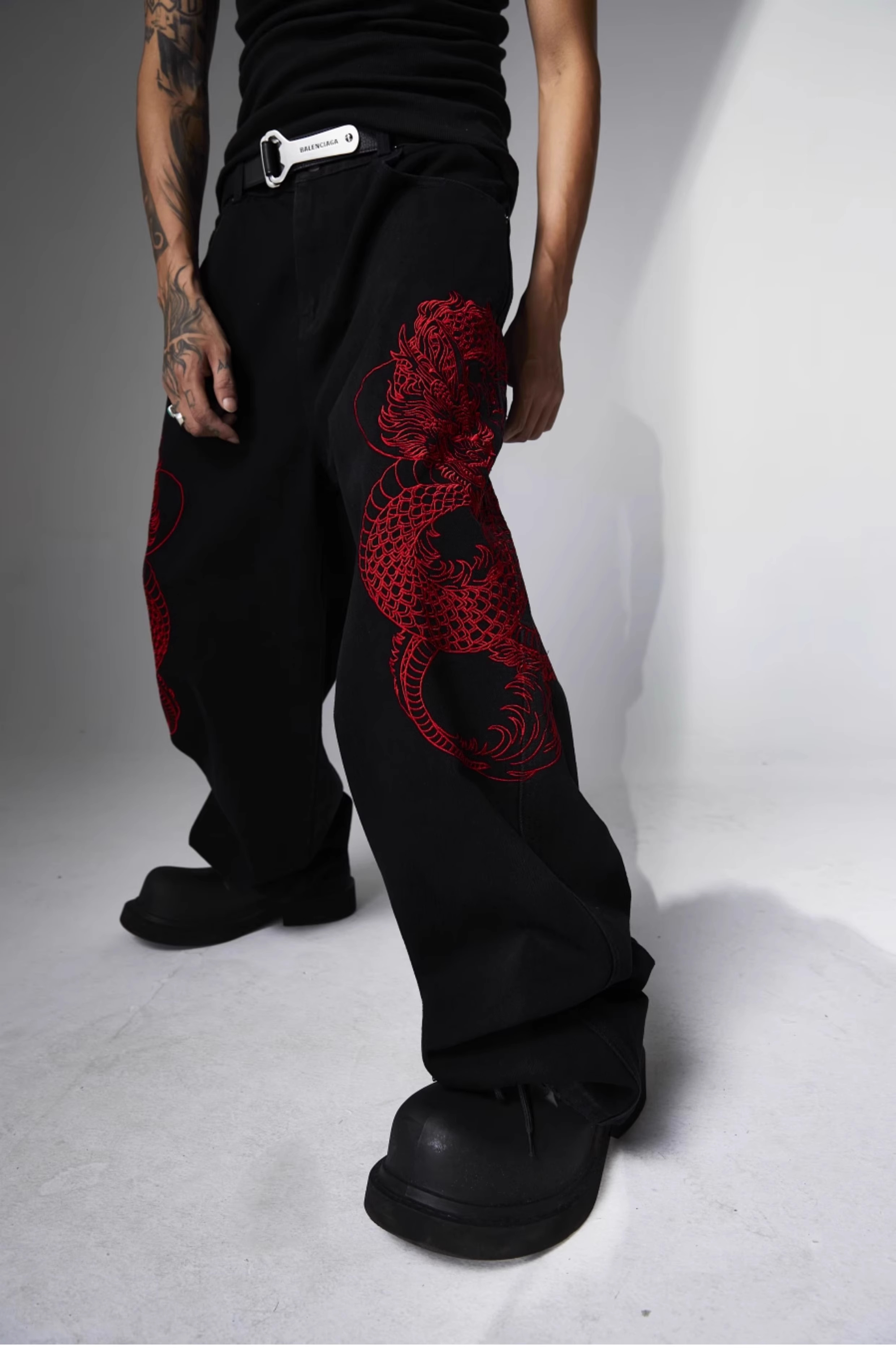 Y2K Grunge Embroidered Dragon Denim Jeans - Retro 90s Fashion, Summer Y2K Outfits