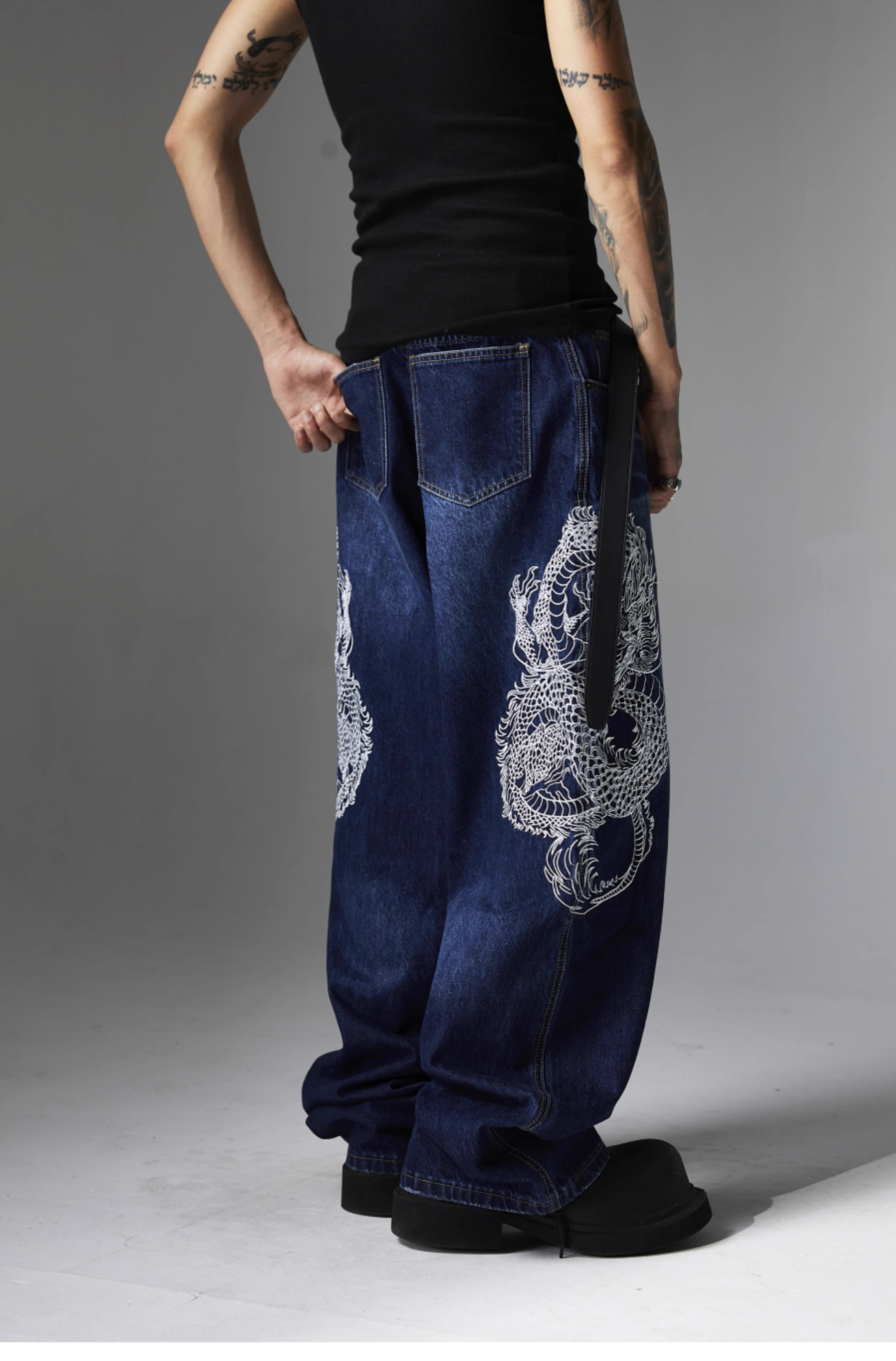 Y2K Grunge Embroidered Dragon Denim Jeans - Retro 90s Fashion, Summer Y2K Outfits