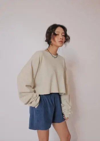 Y2K Grunge Extended Sleeve Crop T-Shirt - 90s Fashion, Retro Style, Summer Y2K Outfits