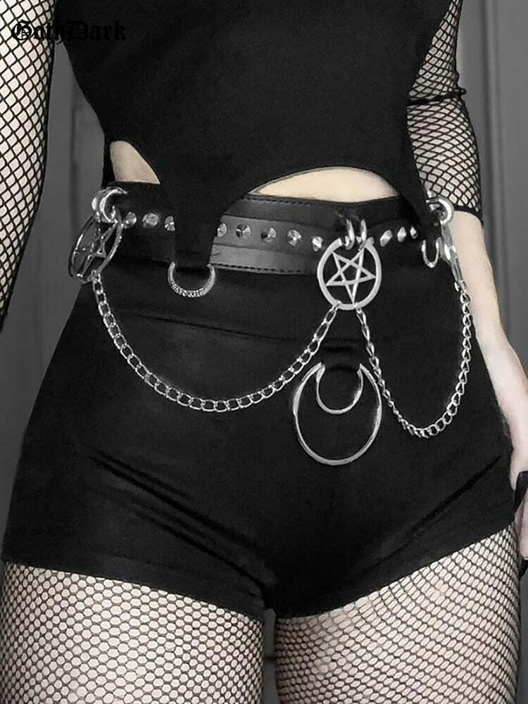 Y2K Grunge Faux Leather Chain Belt Shorts - 90s Goth Dark Summer Outfit