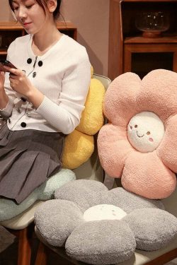 Y2K Grunge Flower Plush Pillow - Retro 90s Aesthetic, Pastel Goth, Y2K Summer Decor