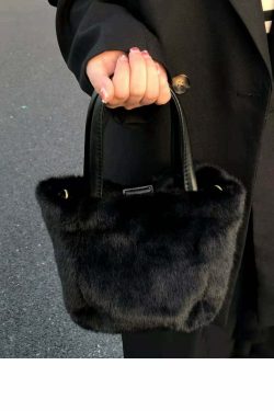 Y2K Grunge Furry Handbag - Retro 90s Fashion, Gothic Y2K, Pastel Goth, Y2K Club Outfit