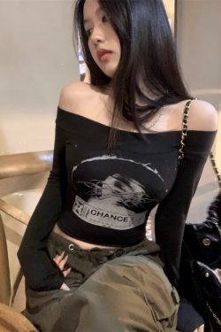 Y2K Grunge Goth Long Sleeve Crop Top - Retro 90s Fashion, Summer Y2K Outfits, Pastel Goth Style