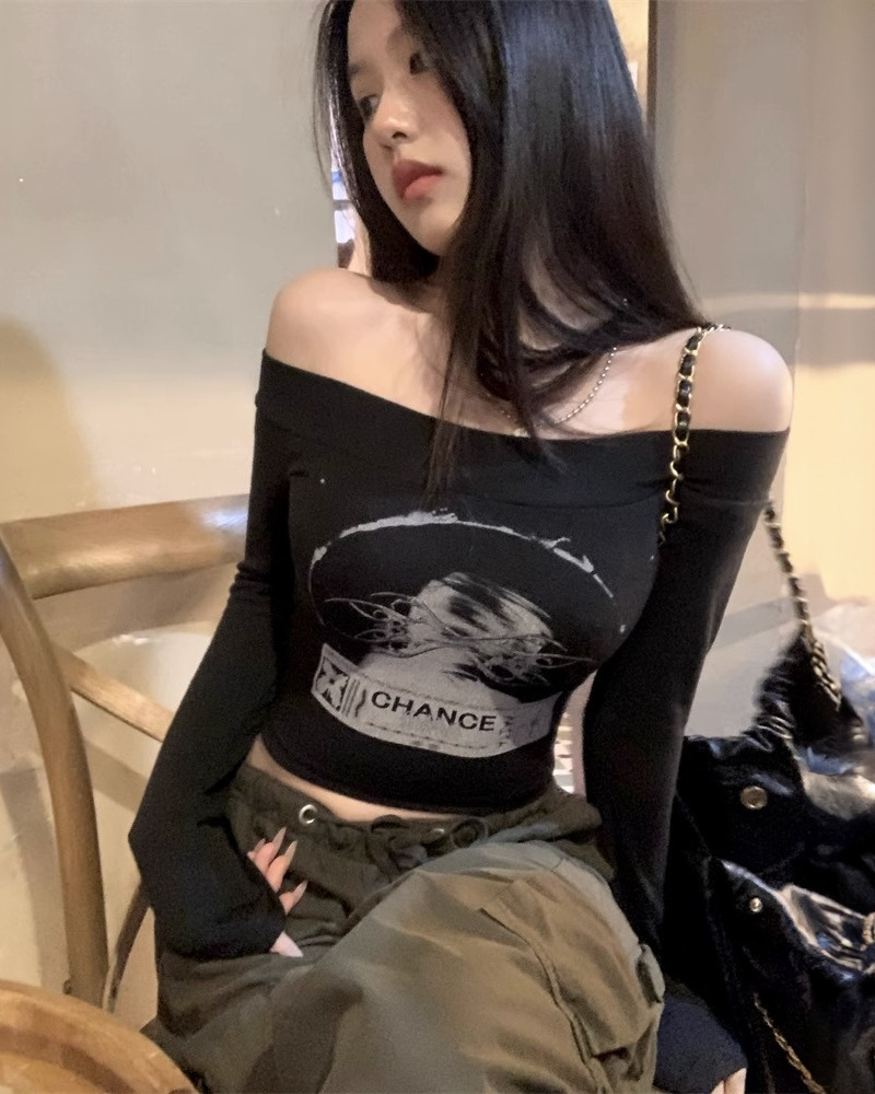Y2K Grunge Goth Long Sleeve Crop Top - Retro 90s Fashion, Summer Y2K Outfits, Pastel Goth Style