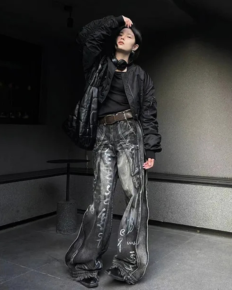 Y2K Grunge Gothic Baggy Jeans - Retro 90s Fashion, Summer Y2K Outfits, Pastel Goth Style