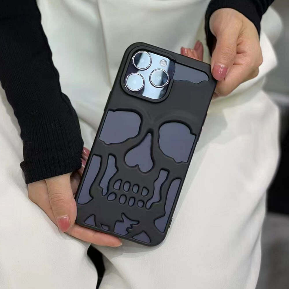 Y2K Grunge Gothic Skull Phone Case - Retro 90s Style for Y2K Fashion and Summer Outfits