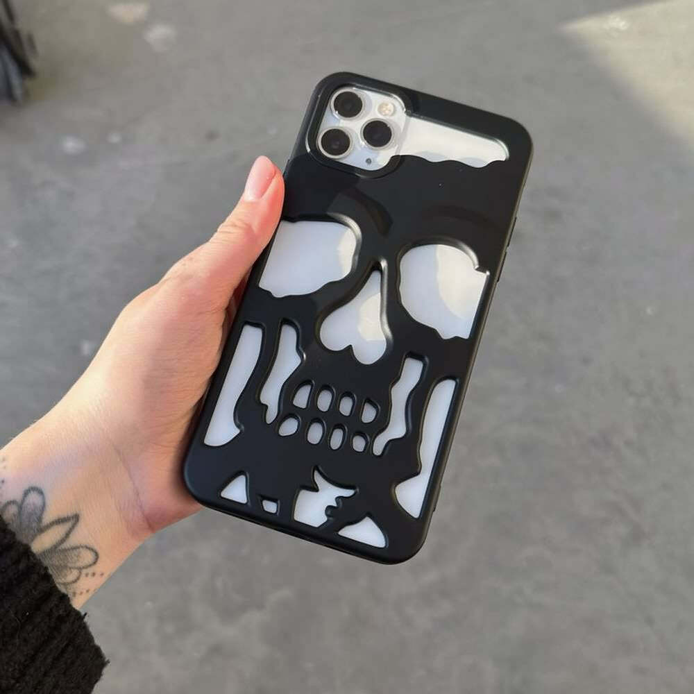 Y2K Grunge Gothic Skull Phone Case - Retro 90s Style for Y2K Fashion and Summer Outfits
