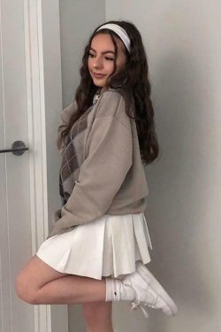 Y2K Grunge Grey V Neck Sweater - 90s Retro Style, Summer Y2K Outfits, Pastel Goth Fashion