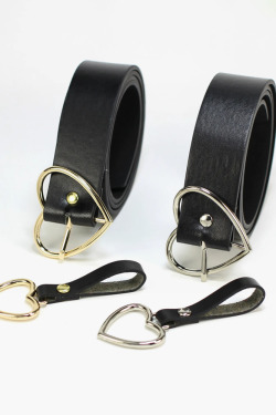 Y2K Grunge Heart Belt - Perfect for 90s Outfits, Summer Y2K Fits, and Retro Party Looks
