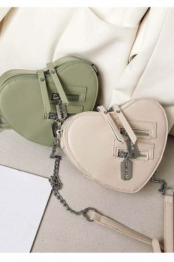 Y2K Grunge Heart Blade Crossbody Bag - 90s Fashion, Retro Style, Y2K Summer & Party Outfits