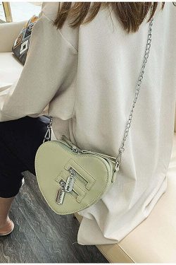 Y2K Grunge Heart Blade Crossbody Bag - 90s Fashion, Retro Style, Y2K Summer & Party Outfits