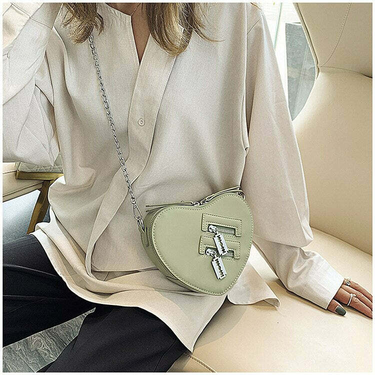 Y2K Grunge Heart Blade Crossbody Bag - 90s Fashion, Retro Style, Y2K Summer & Party Outfits