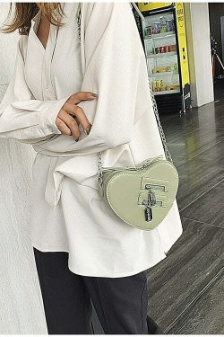 Y2K Grunge Heart Blade Crossbody Bag - 90s Fashion, Retro Style, Y2K Summer & Party Outfits