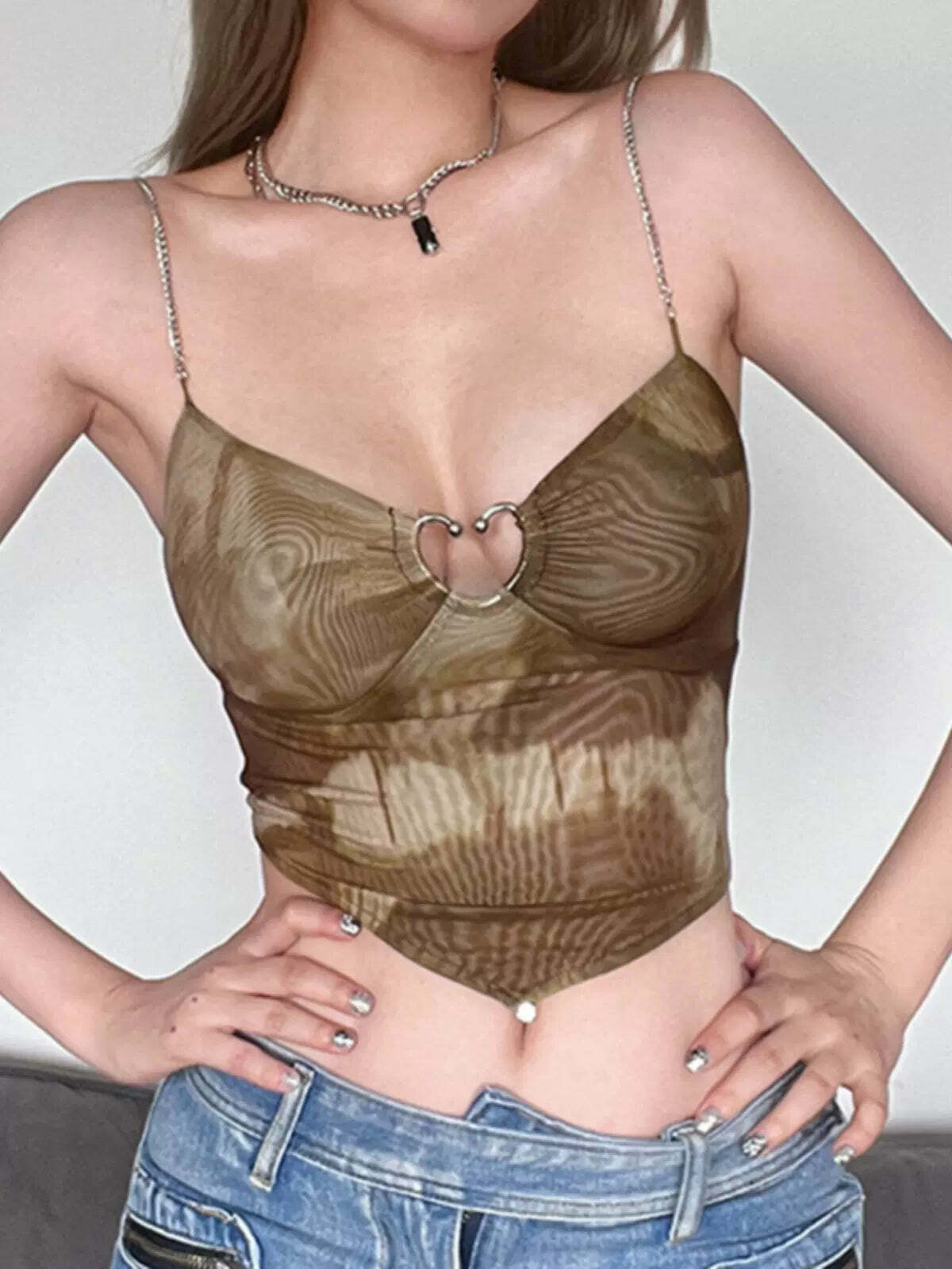 Y2K Grunge Heart Crop Top - Retro 90s Summer Outfit, Baby Tee, Y2K Club & Party Fashion