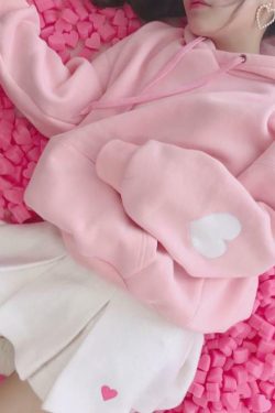 Y2K Grunge Heart Patch Hoodie - Retro 90s Fashion, Summer Outfits, and Pastel Goth Style