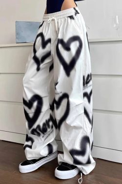 Y2K Grunge Heart Sweatpants - Retro 90s Fashion, Summer Outfits, and Pastel Goth Style