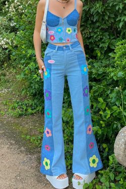 Y2K Grunge Hippie Flower Patch Flare Jeans - Retro 90s Summer Outfit for Women