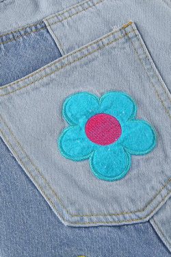 Y2K Grunge Hippie Flower Patch Flare Jeans - Retro 90s Summer Outfit for Women