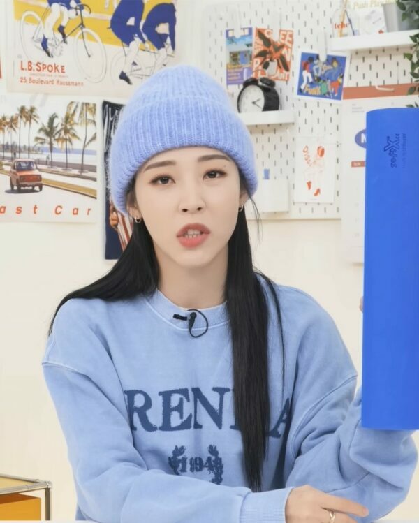 Y2K Grunge Knitted Beanie | Moonbyul Mamamoo Inspired Retro 90s Fashion Accessory