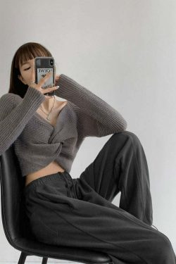 Y2K Grunge Knitted Kink Cross Short Sweater - Retro 90s Summer Outfit, Pastel Goth Style