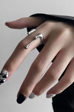 Y2K Grunge Liquid Metal Ring - Retro 90s Fashion, Gothic Y2K, Pastel Goth, Y2K Party Accessory