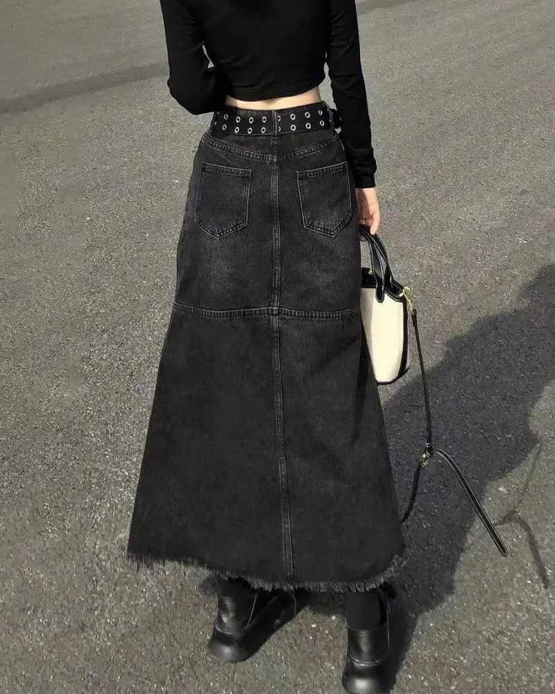 Y2K Grunge Long Black Denim Skirt - Retro 90s Fashion, Summer Y2K Outfits, Gothic Y2K Style