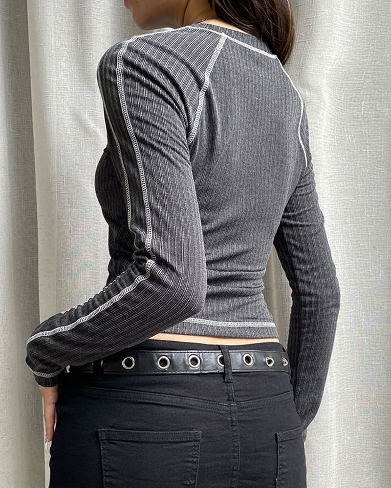 Y2K Grunge Long Sleeve Cropped Black Top - Retro 90s Fashion, Summer Y2K Outfits