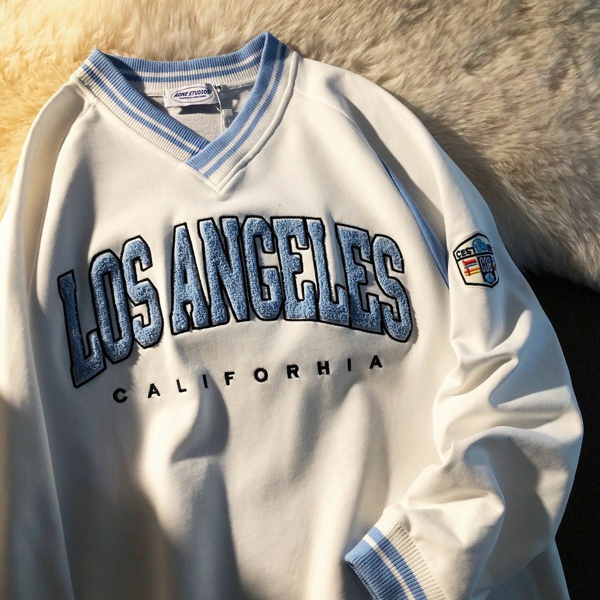Y2K Grunge Los Angeles Sweatshirt - Retro 90s Fashion, Summer Y2K Outfits, Pastel Goth Style