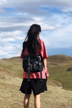 Y2K Grunge Messenger Bag - Perfect for 90s Outfits, Y2K Summer, and Retro Style