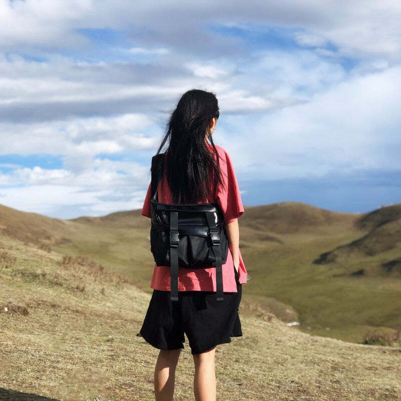 Y2K Grunge Messenger Bag - Perfect for 90s Outfits, Y2K Summer, and Retro Style