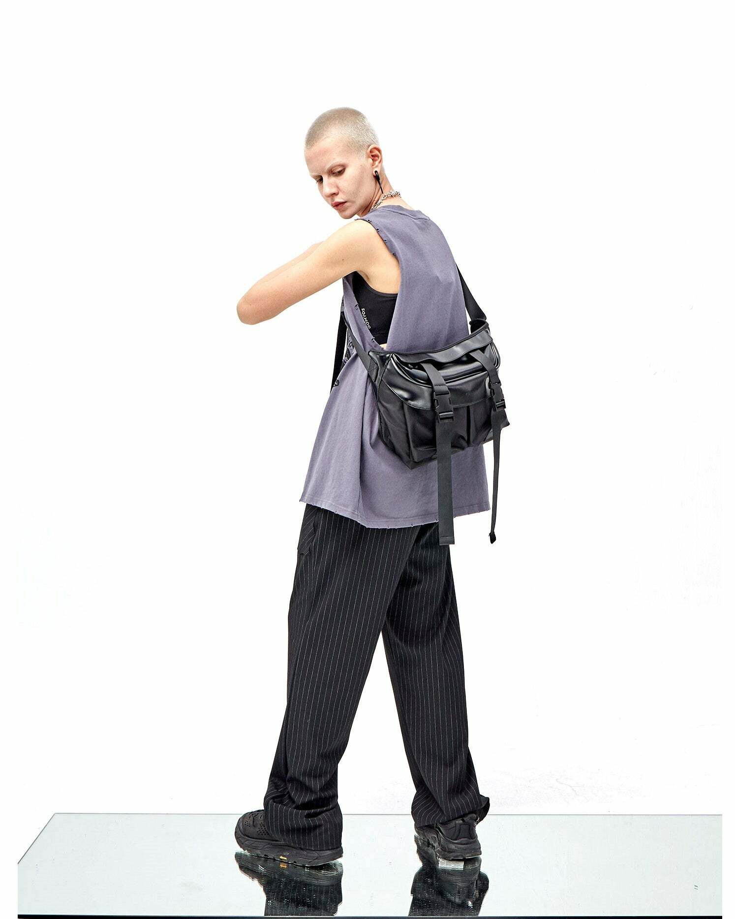 Y2K Grunge Messenger Bag - Perfect for 90s Outfits, Y2K Summer, and Retro Style