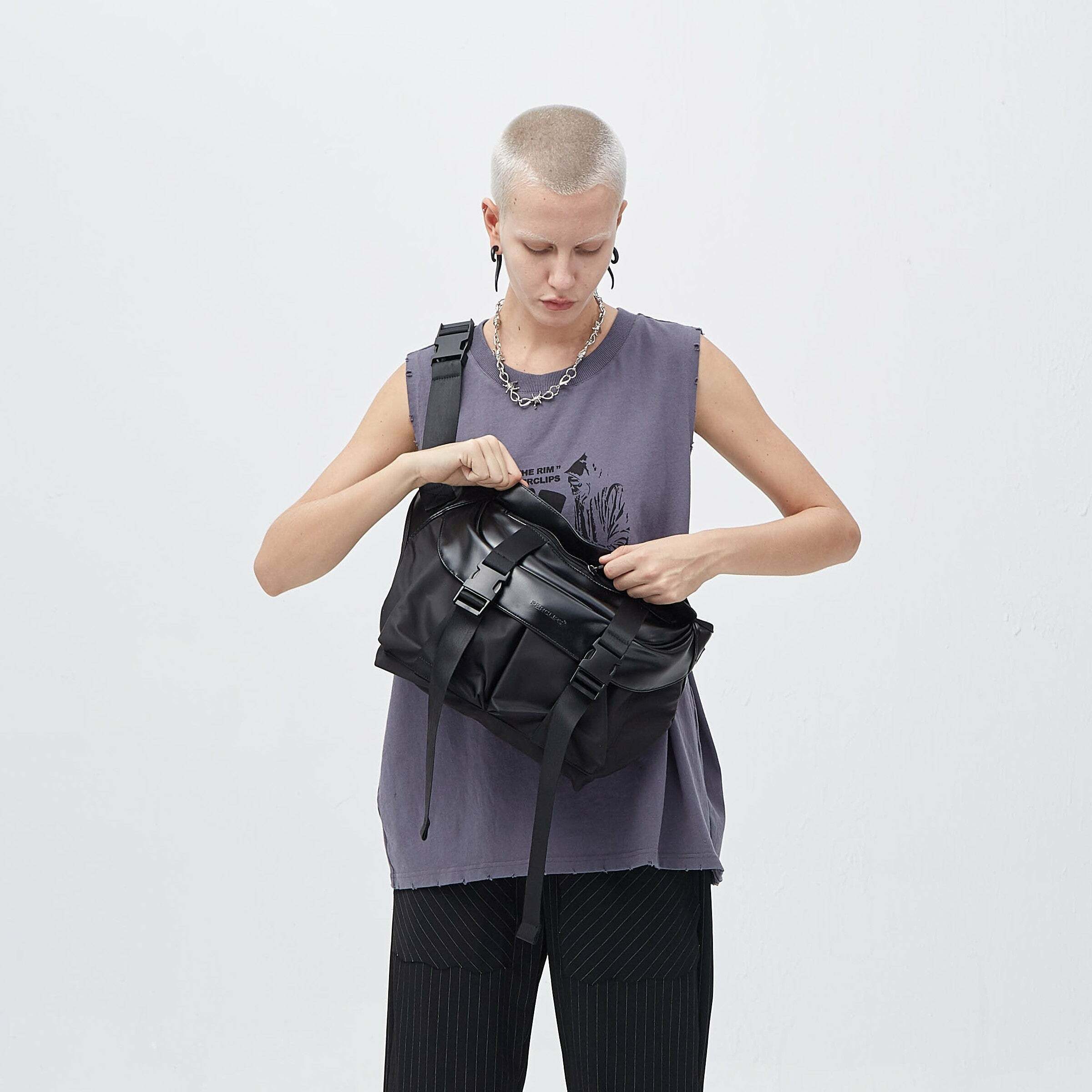 Y2K Grunge Messenger Bag - Perfect for 90s Outfits, Y2K Summer, and Retro Style