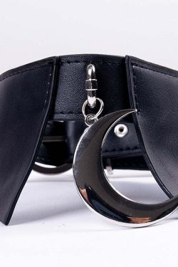 Y2K Grunge Moon Faux Leather Choker Collar - 90s Retro Goth Fashion Accessory for Women