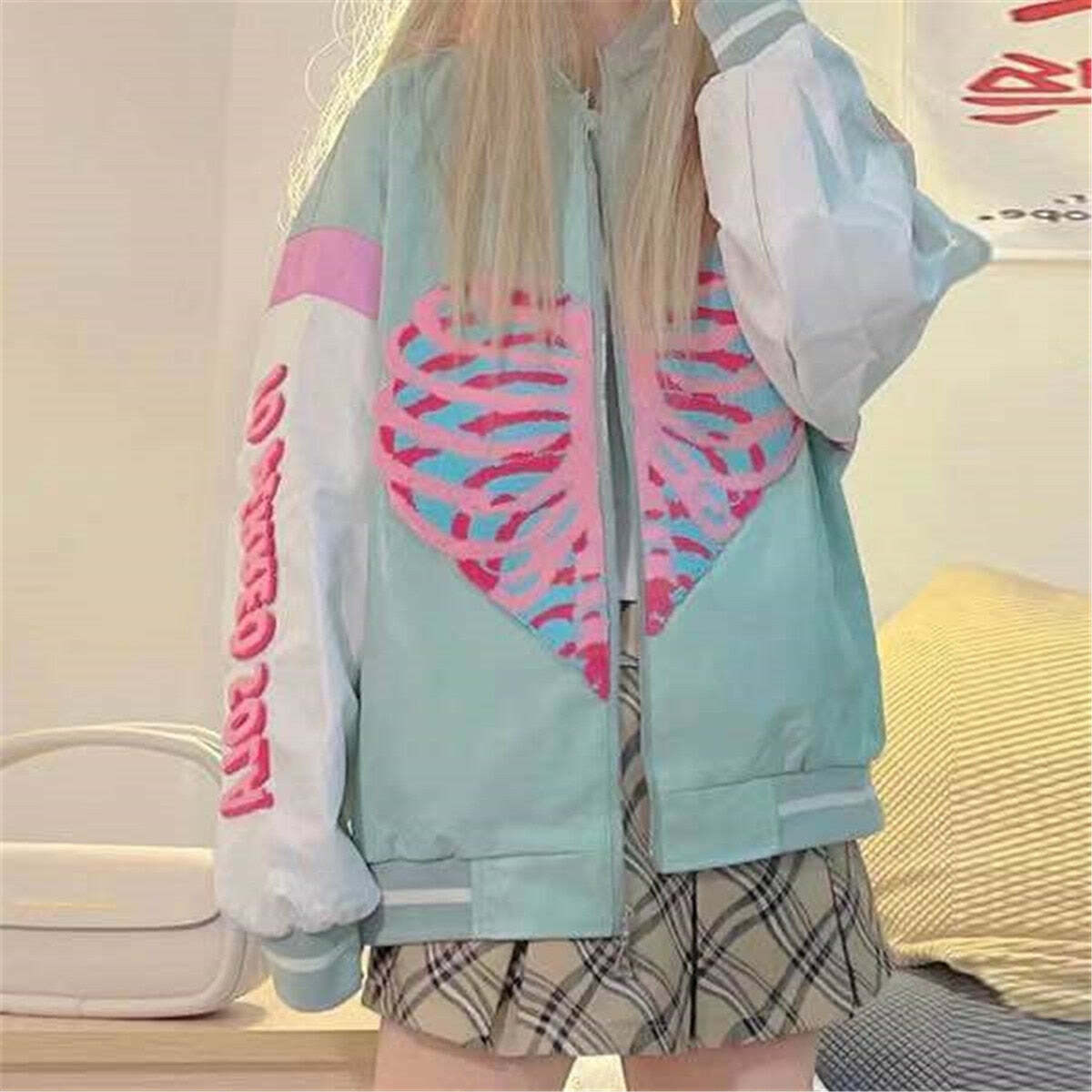 Y2K Grunge Pastel Bone Heart Hoodie - Retro 90s Fashion, Summer Y2K Outfits, Gothic Y2K Style