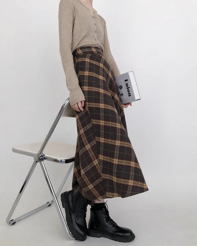 Y2K Grunge Plaid Midi Skirt - Retro 90s Summer Outfit, Pastel Goth, Y2K Fashion Essentials