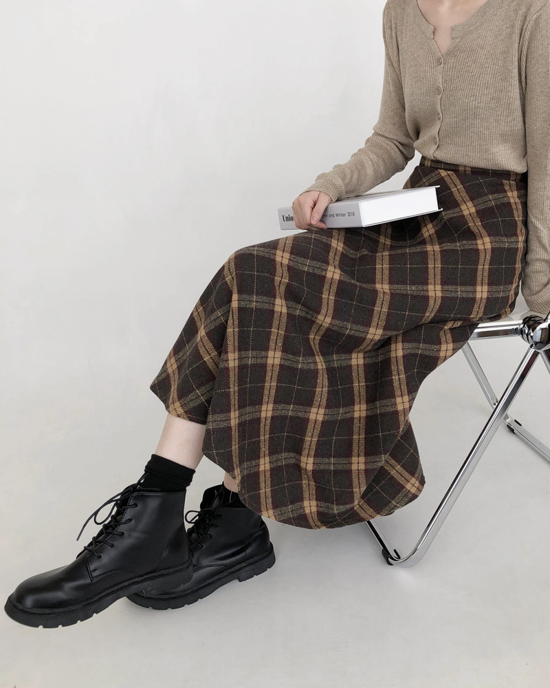 Y2K Grunge Plaid Midi Skirt - Retro 90s Summer Outfit, Pastel Goth, Y2K Fashion Essentials