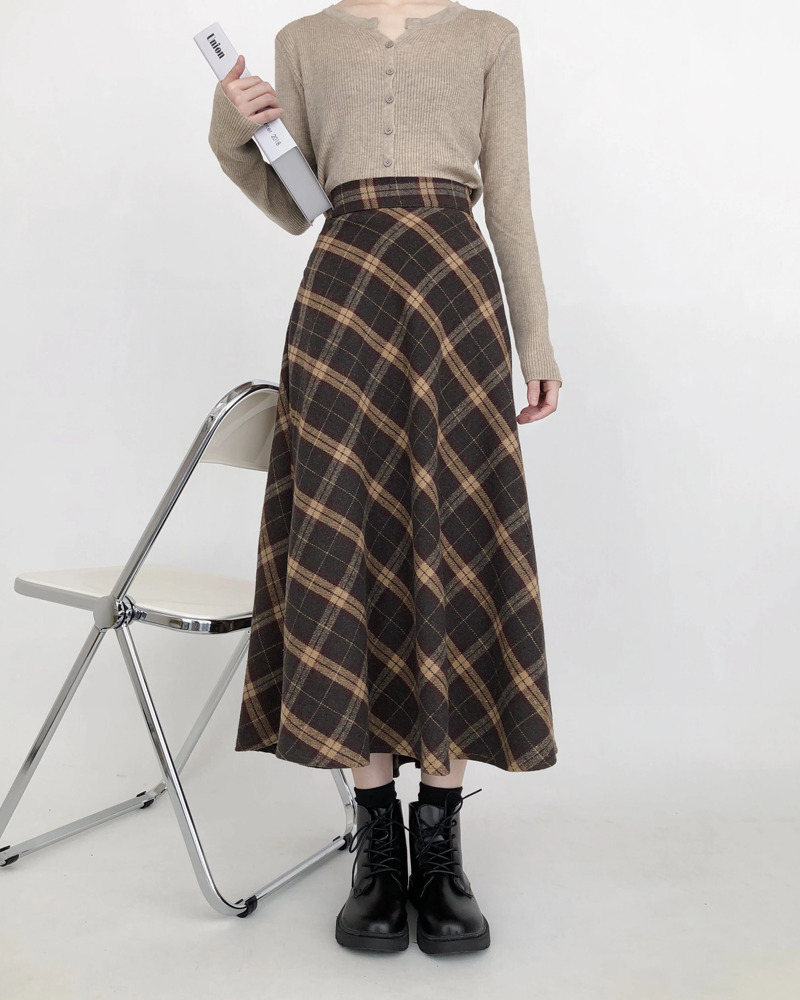 Y2K Grunge Plaid Midi Skirt - Retro 90s Summer Outfit, Pastel Goth, Y2K Fashion Essentials