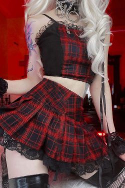Y2K Grunge Plaid Skirt - 90s Goth Punk Summer Outfit, Retro Y2K Fashion for Women