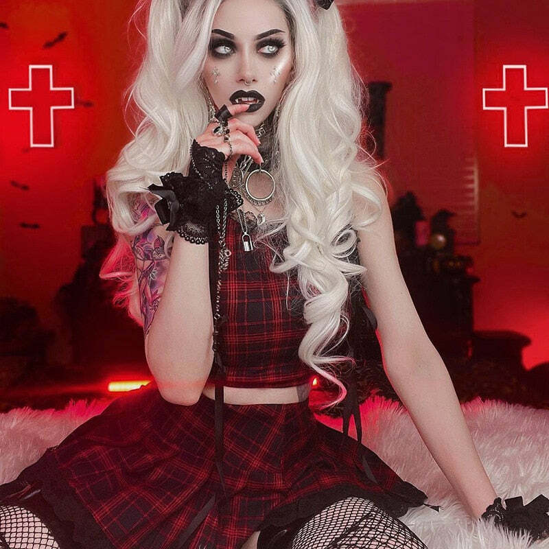 Y2K Grunge Plaid Skirt - 90s Goth Punk Summer Outfit, Retro Y2K Fashion for Women