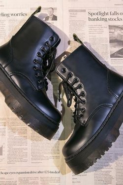 Y2K Grunge Platform Boots - 90s Fashion, Retro Style, Gothic Y2K, Y2K Party Outfits