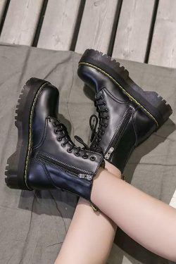 Y2K Grunge Platform Boots - 90s Fashion, Retro Style, Gothic Y2K, Y2K Party Outfits